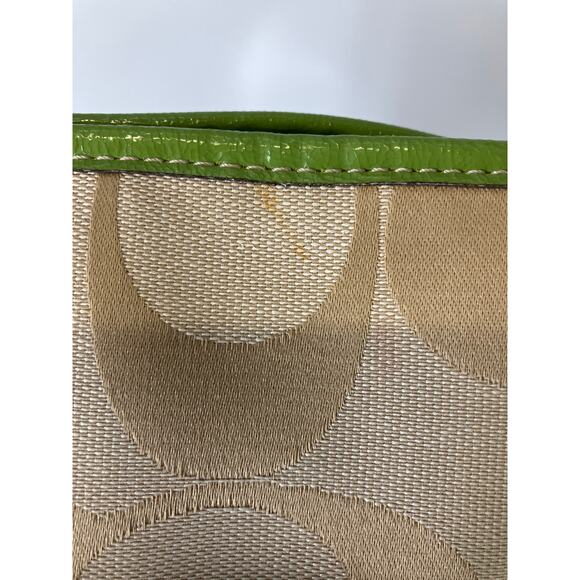 COACH 28208E LARGE TAN, GREEN SIGNATURE PRINT CROSSBODY BAG - Picture 3 of 16